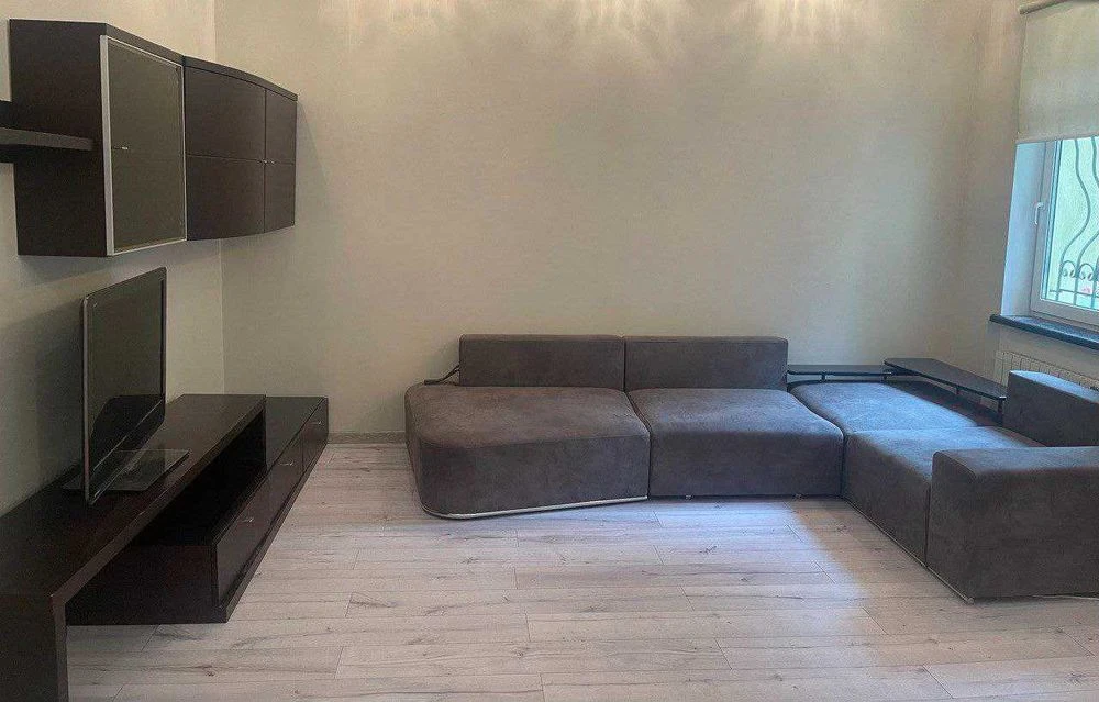 Багаторівнева квартира 214 м² для життя, бізнесу або оренди
