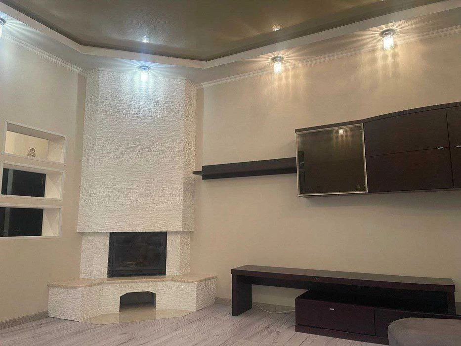 Багаторівнева квартира 214 м² для життя, бізнесу або оренди