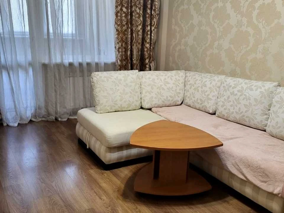 Квартира. Київ, вулиця Печенізька