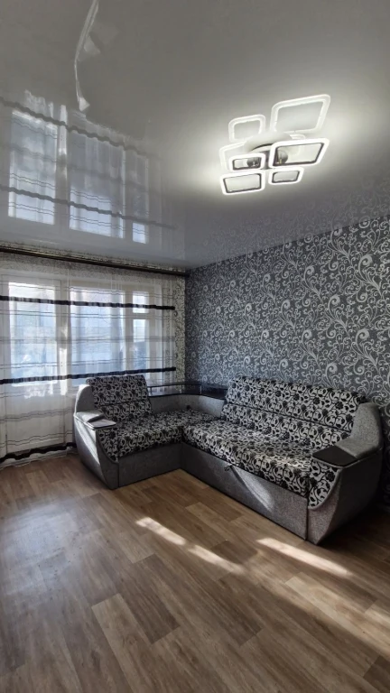 Sale of a large beautiful 3-room apartment, Radiator Street