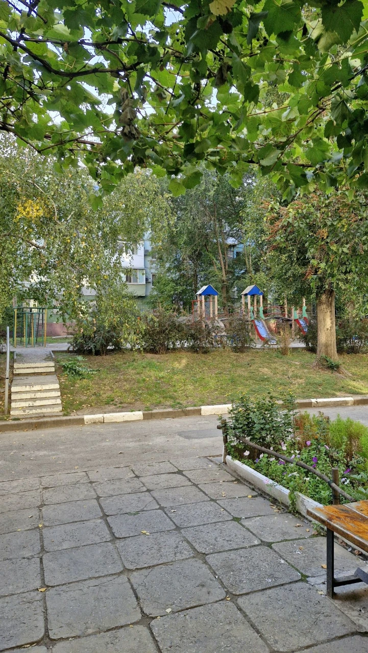 Продаж великої гарної 3-кімн. квартири, вул. Радіаторна