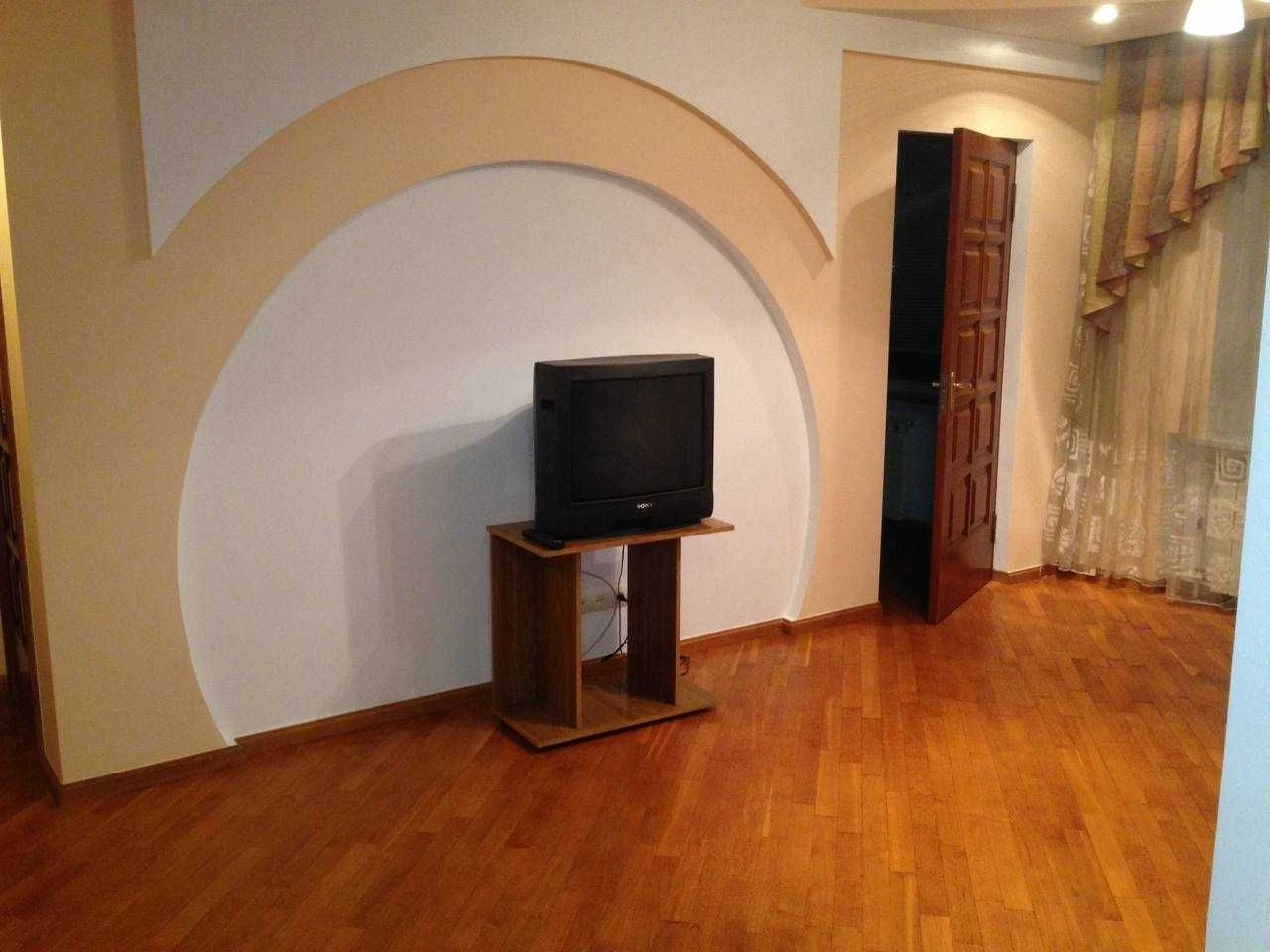 Sale of a 3-room apartment in the center (Gradiški)