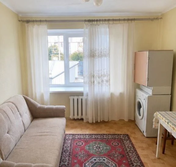 For Sale: Apartment. Metro 23 August. Botanical Garden.