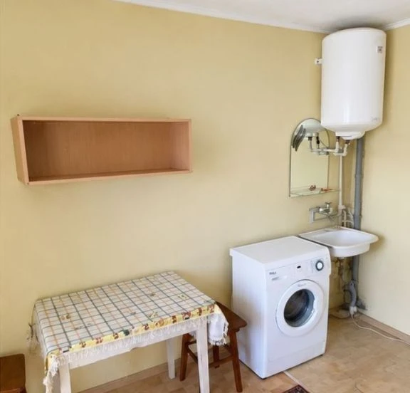 For Sale: Apartment. Metro 23 August. Botanical Garden.