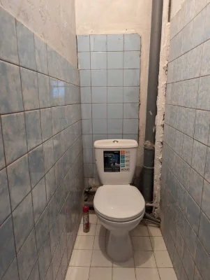 Selling a 4-room apartment, four-room apartment 522, M. Saltovskaya microdistrict