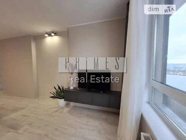 Sale of 3-room apartment 78 sq. m on Dniprovska embankment 15K • ID 346