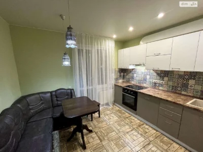 Long-Term Rental Apartment Podilsky