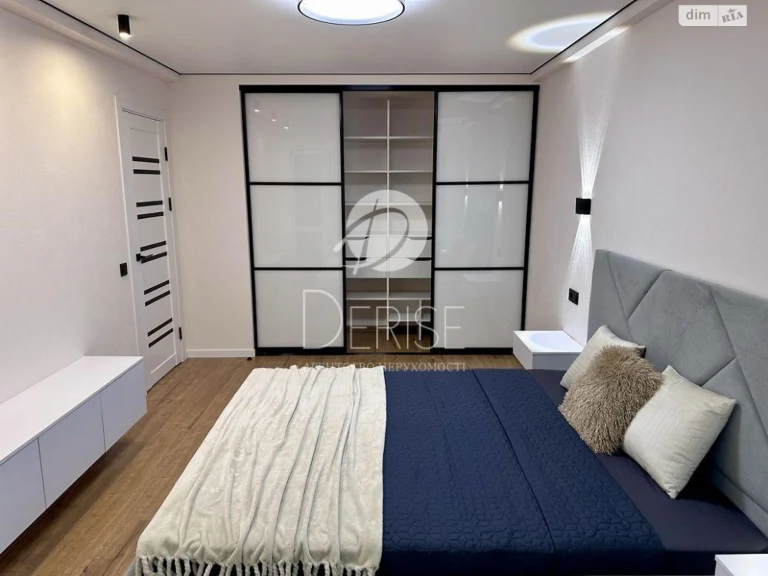 Sale Apartment Шевchenkivsky