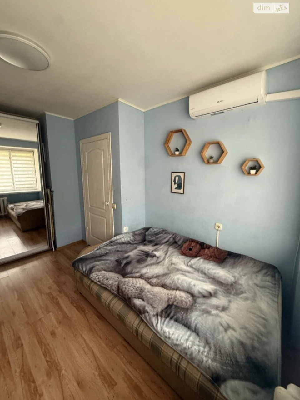 Long-Term Rental Apartment Solomyansky