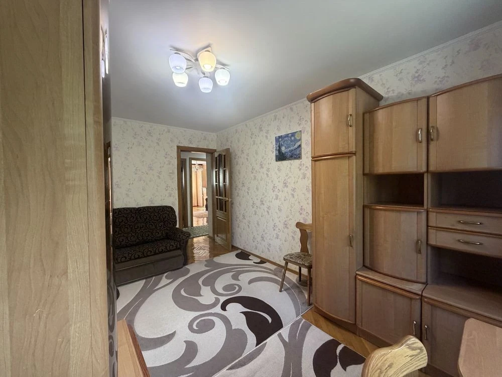 Rent 3-room apartment, 70 sq. m, Lypkivskyi (Urytskyi) Street 28. floor