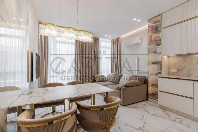 Generator / Sale of a designer 2-room apartment in the "Francouzsky Kvartal 2" residential complex