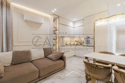 Generator / Sale of a designer 2-room apartment in the "Francouzsky Kvartal 2" residential complex