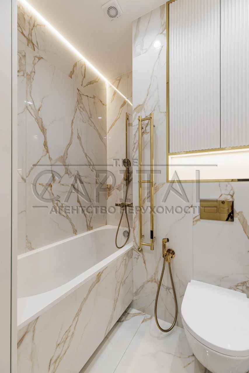 Generator / Sale of a designer 2-room apartment in the "Francouzsky Kvartal 2" residential complex