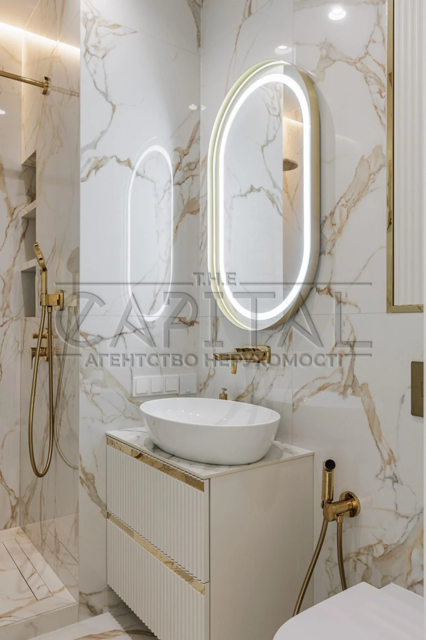 Generator / Sale of a designer 2-room apartment in the "Francouzsky Kvartal 2" residential complex