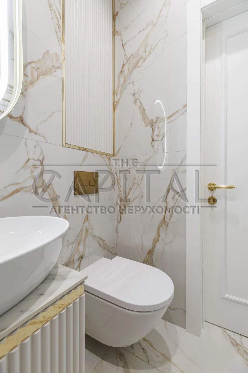 Generator / Sale of a designer 2-room apartment in the "Francouzsky Kvartal 2" residential complex