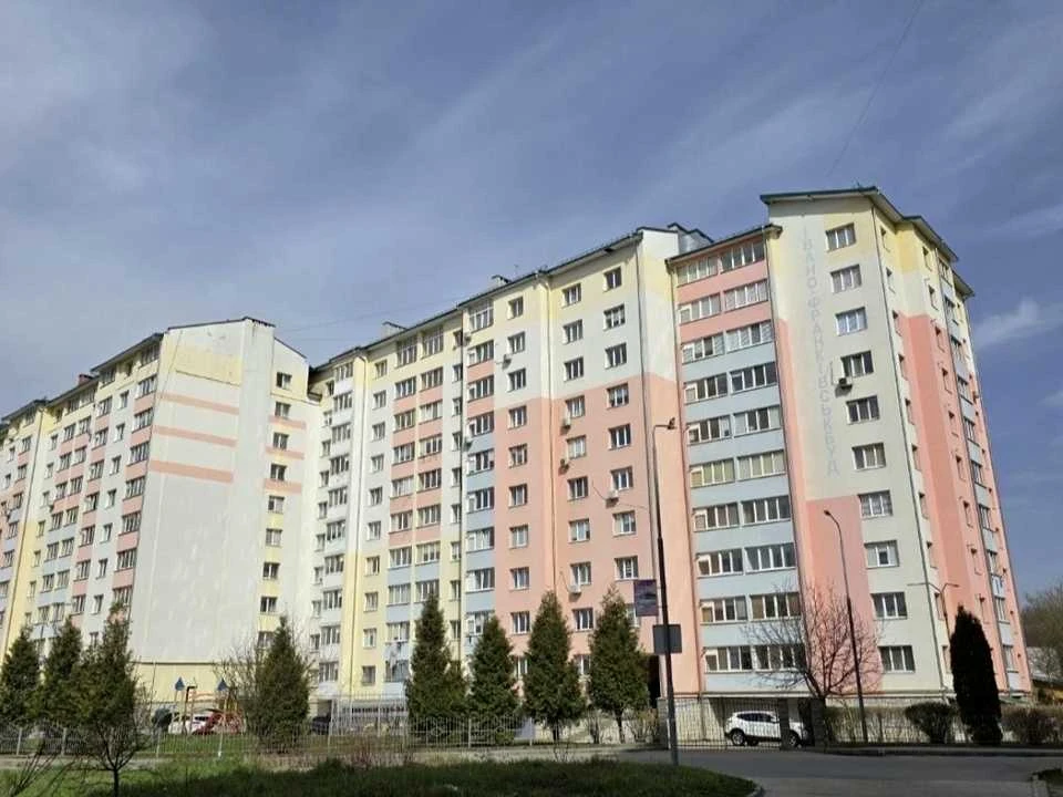 Квартира. Івано-Франківськ, вулиця Тролейбусна