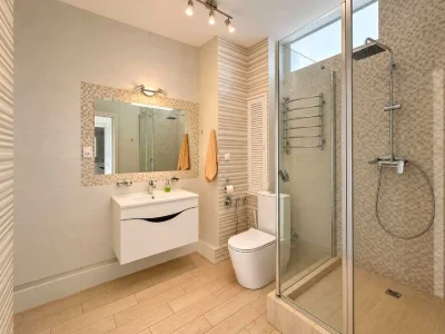 Apartment. Peremyshlenska st.