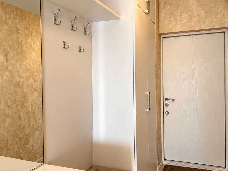 Apartment. Peremyshlenska st.