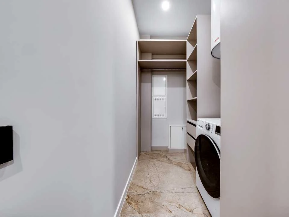 Apartment. Kulparkivska st.