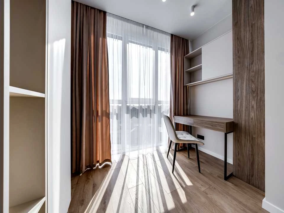 Apartment. Kulparkivska st.