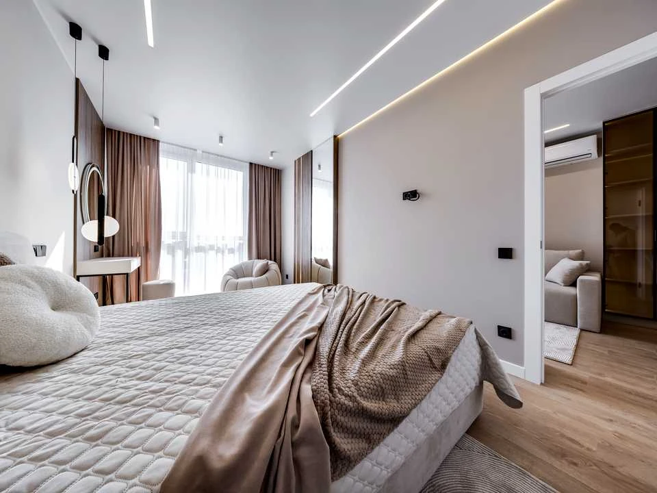 Apartment. Kulparkivska st.