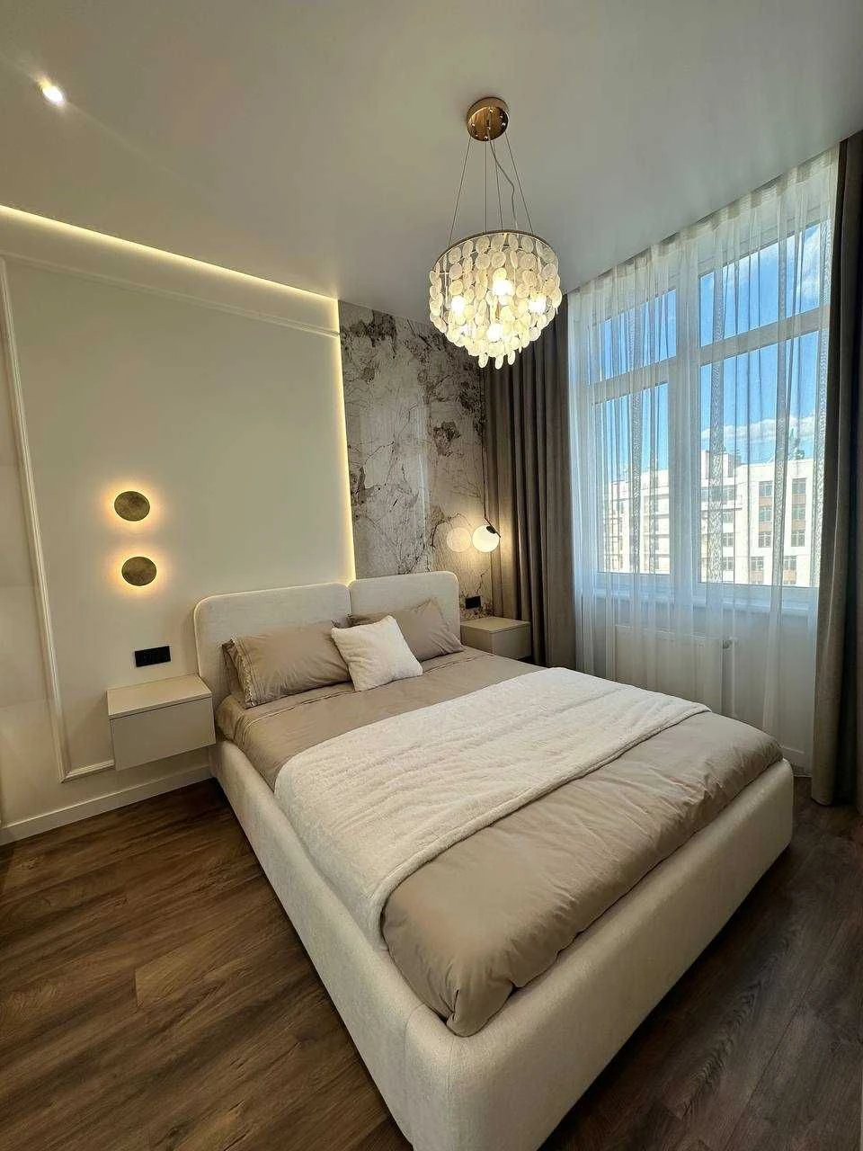1квартира 42 м.кв PREMIUM ремонт KADORR City на Краснова