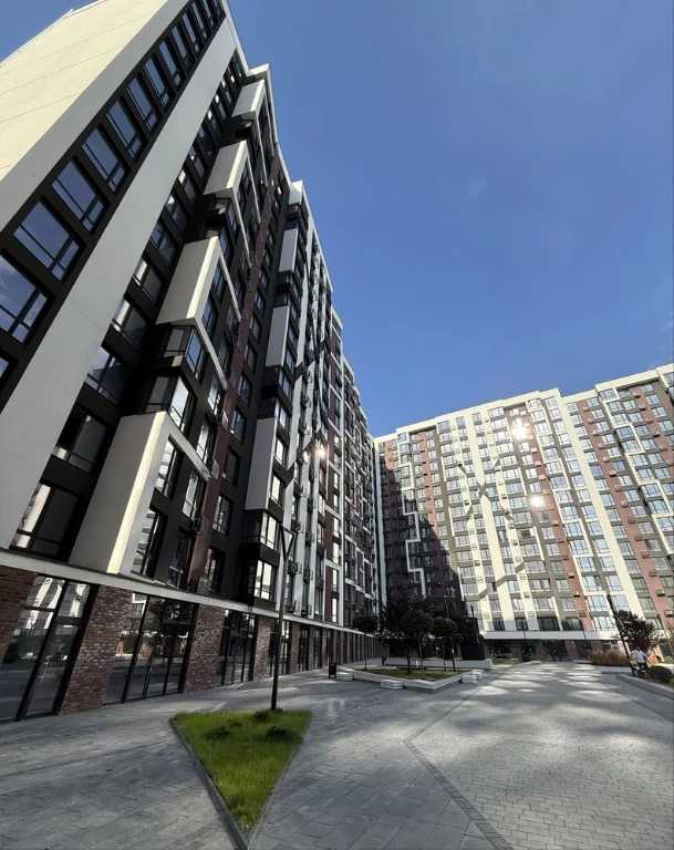 Sale of a large two-bedroom apartment in the Manhattan residential complex in Iвано-