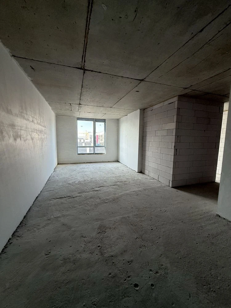 Sale of a large two-bedroom apartment in the Manhattan residential complex in Iвано-