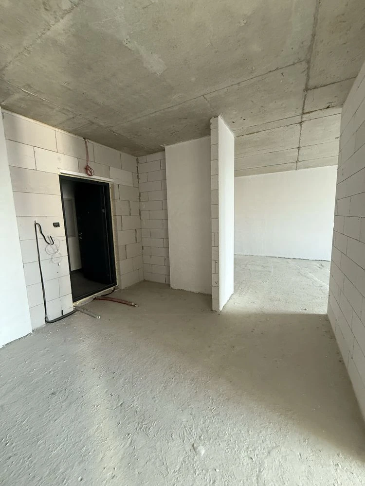 Sale of a large two-bedroom apartment in the Manhattan residential complex in Iвано-