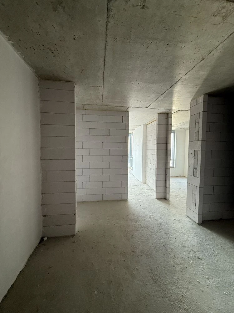 Sale of a large two-bedroom apartment in the Manhattan residential complex in Iвано-