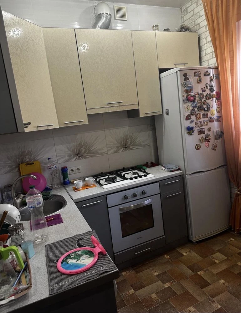 Химмистечко! Продажа двухкомнатной квартиры с отдельным входом и