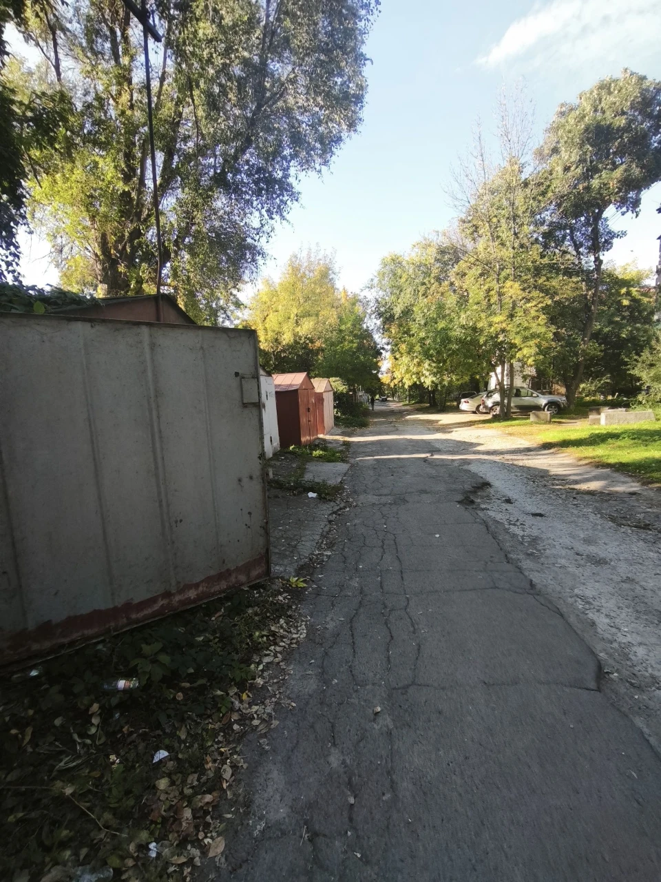 продам гараж металевий на розі пр.Мазепи/Київської