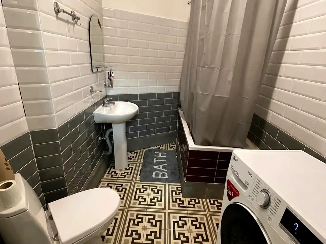 Сдается 1-комнатная квартира 40,7 м²