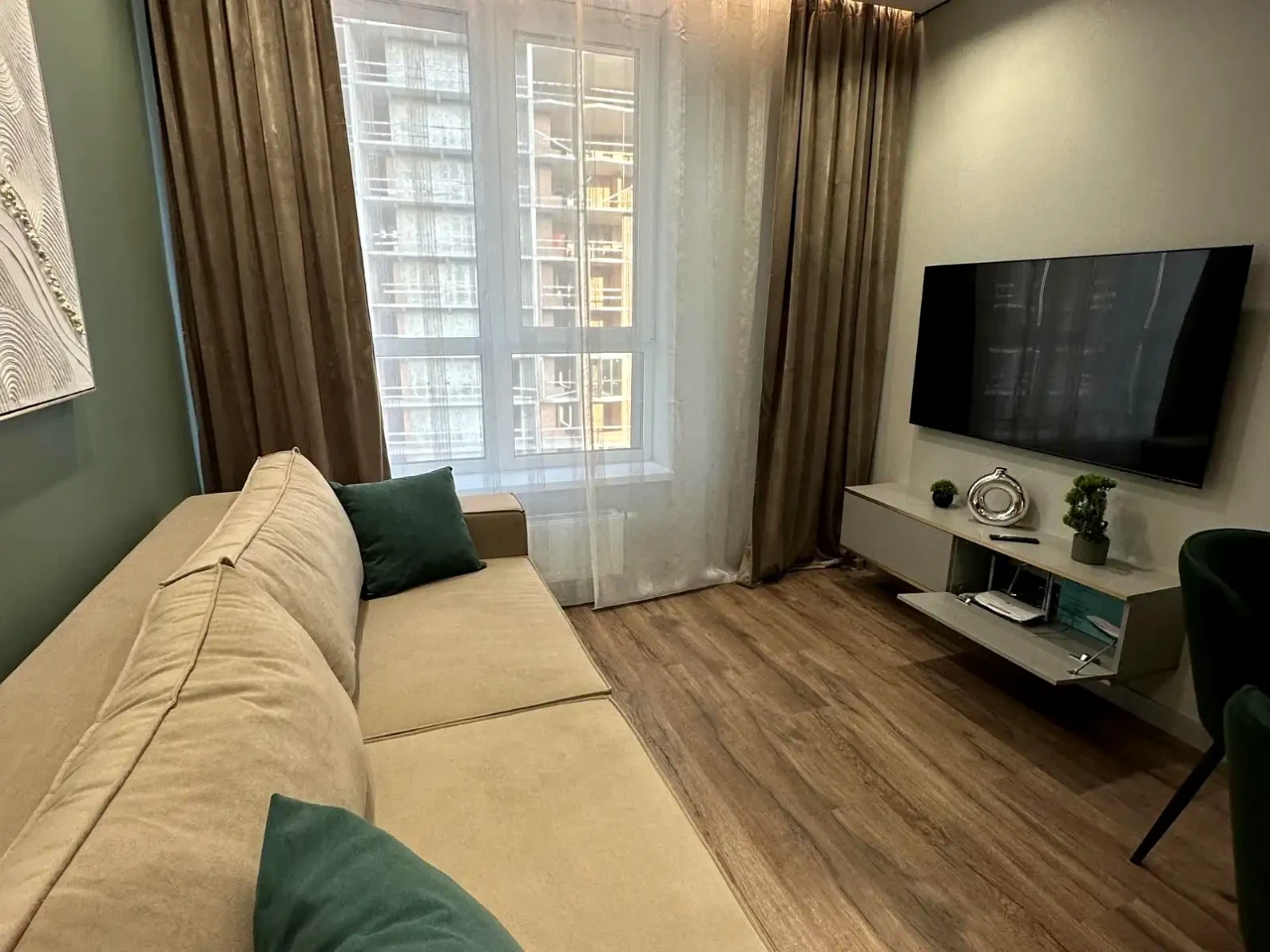 Rent 1-bedroom apartment 46.2 m² on the 8th floor