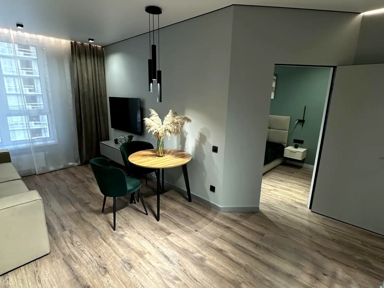 Rent 1-bedroom apartment 46.2 m² on the 8th floor