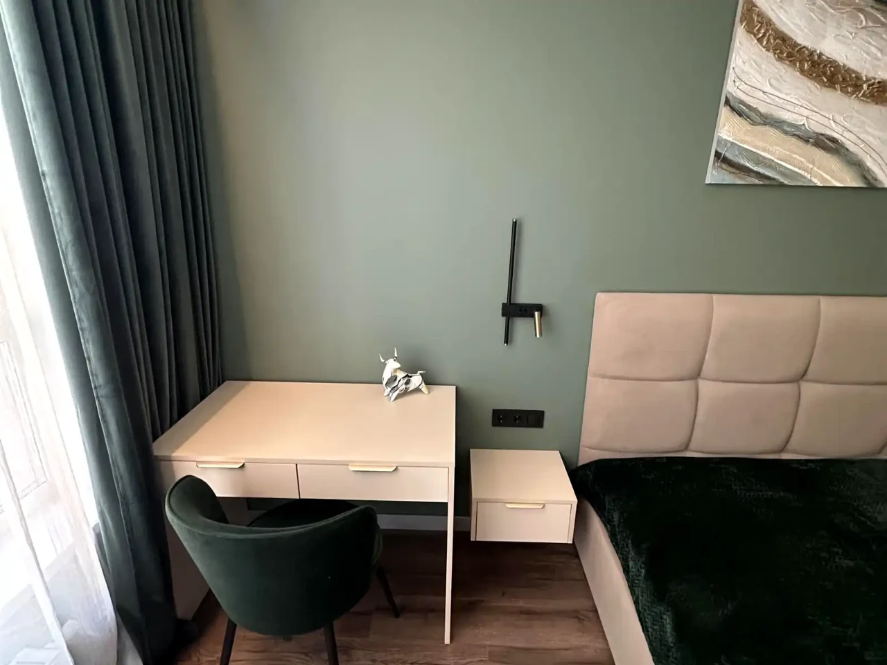 Rent 1-bedroom apartment 46.2 m² on the 8th floor