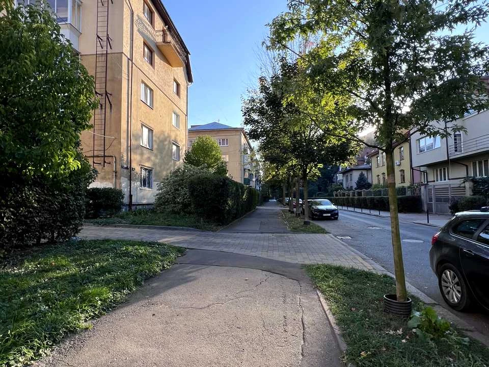 Квартира. Львів, Квітнева вулиця