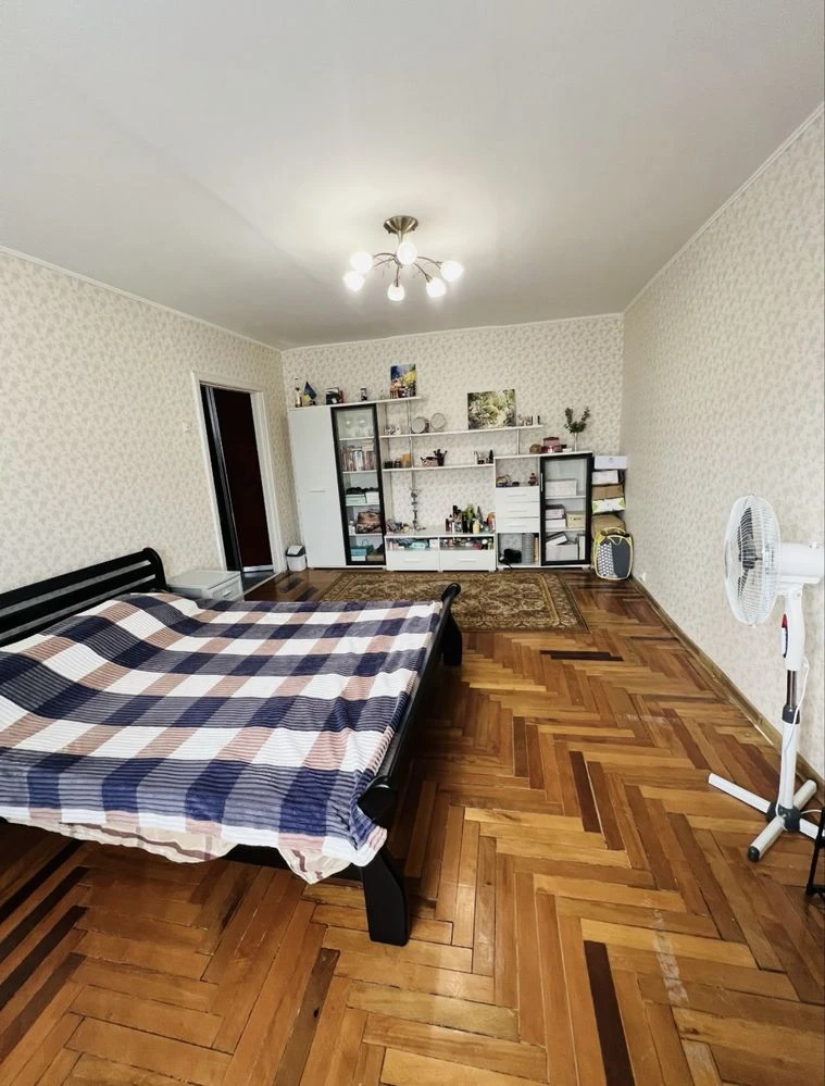 Продаж 1кім квартири в чудовій локації