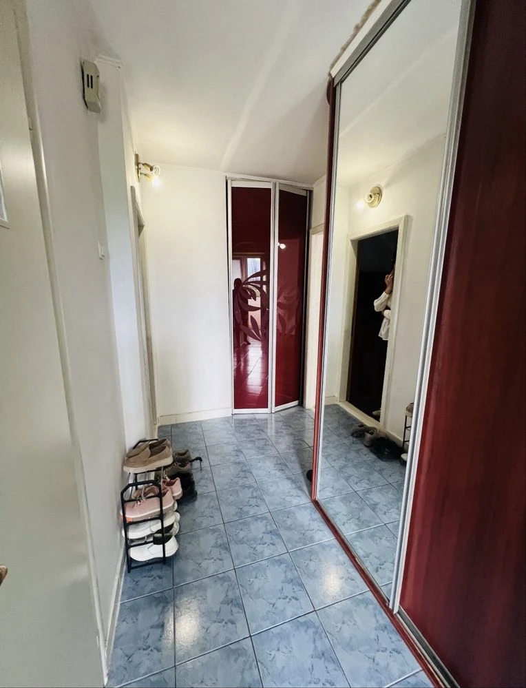 Продаж 1кім квартири в чудовій локації