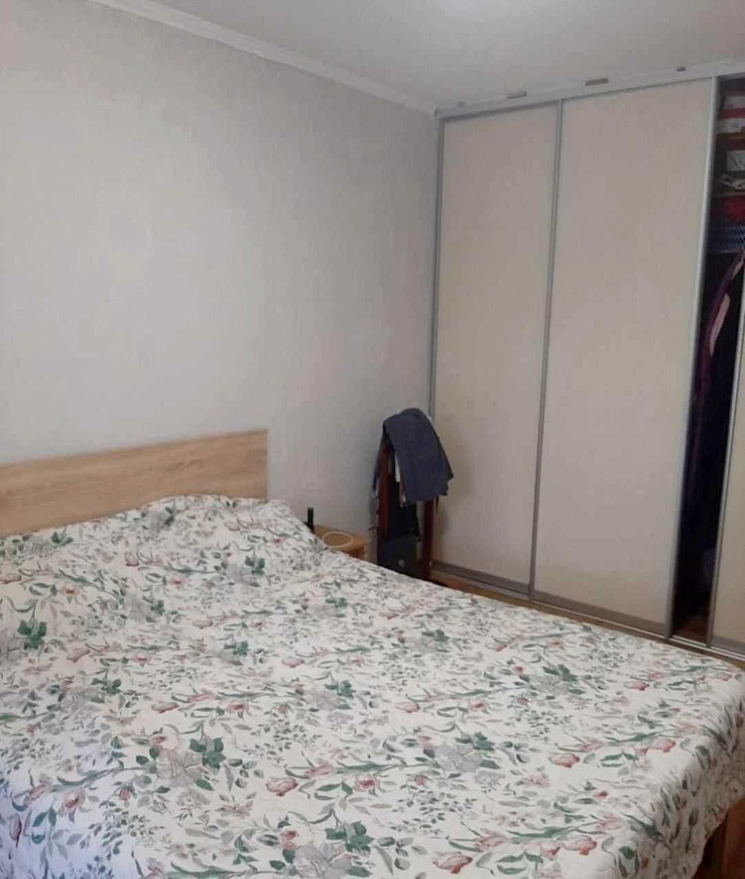For sale 5-room apartment (Czech-style) in Levoberezhny-3