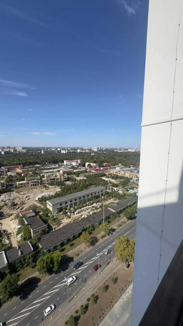 Продаж! Квартира в ЖК KADORR City, Краснова 41 м.кв.