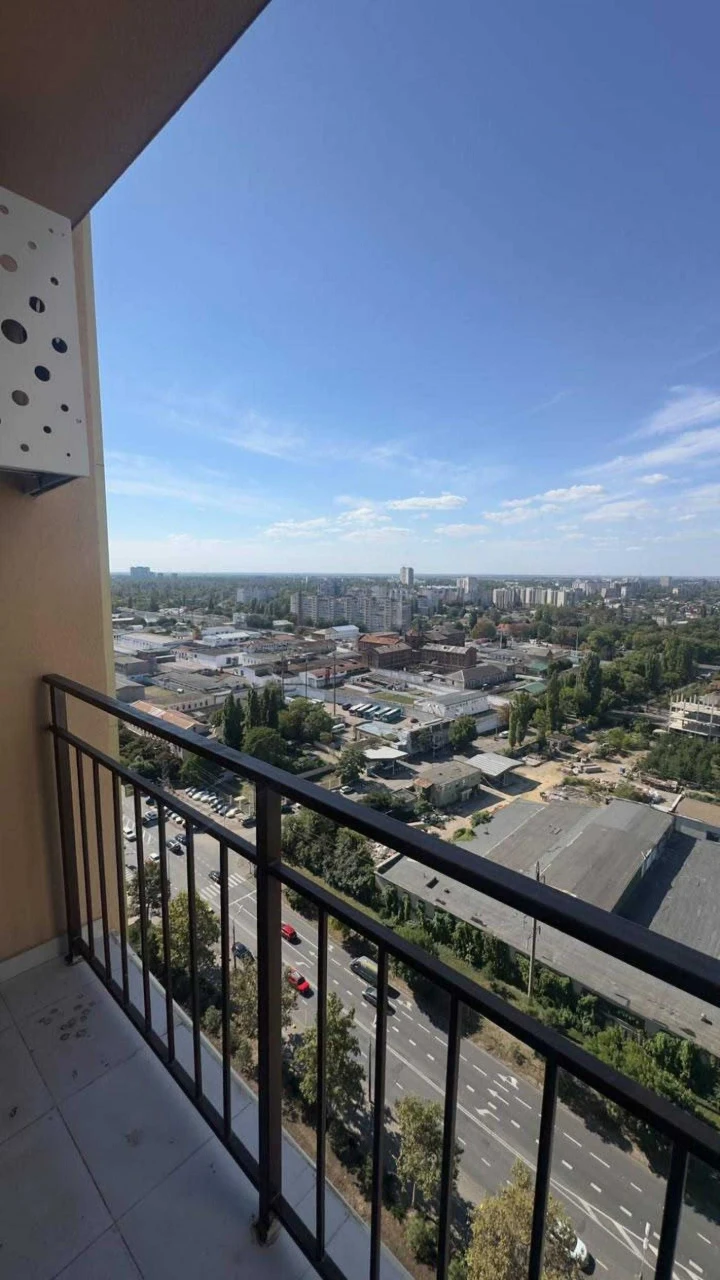 Продаж! Квартира в ЖК KADORR City, Краснова 41 м.кв.