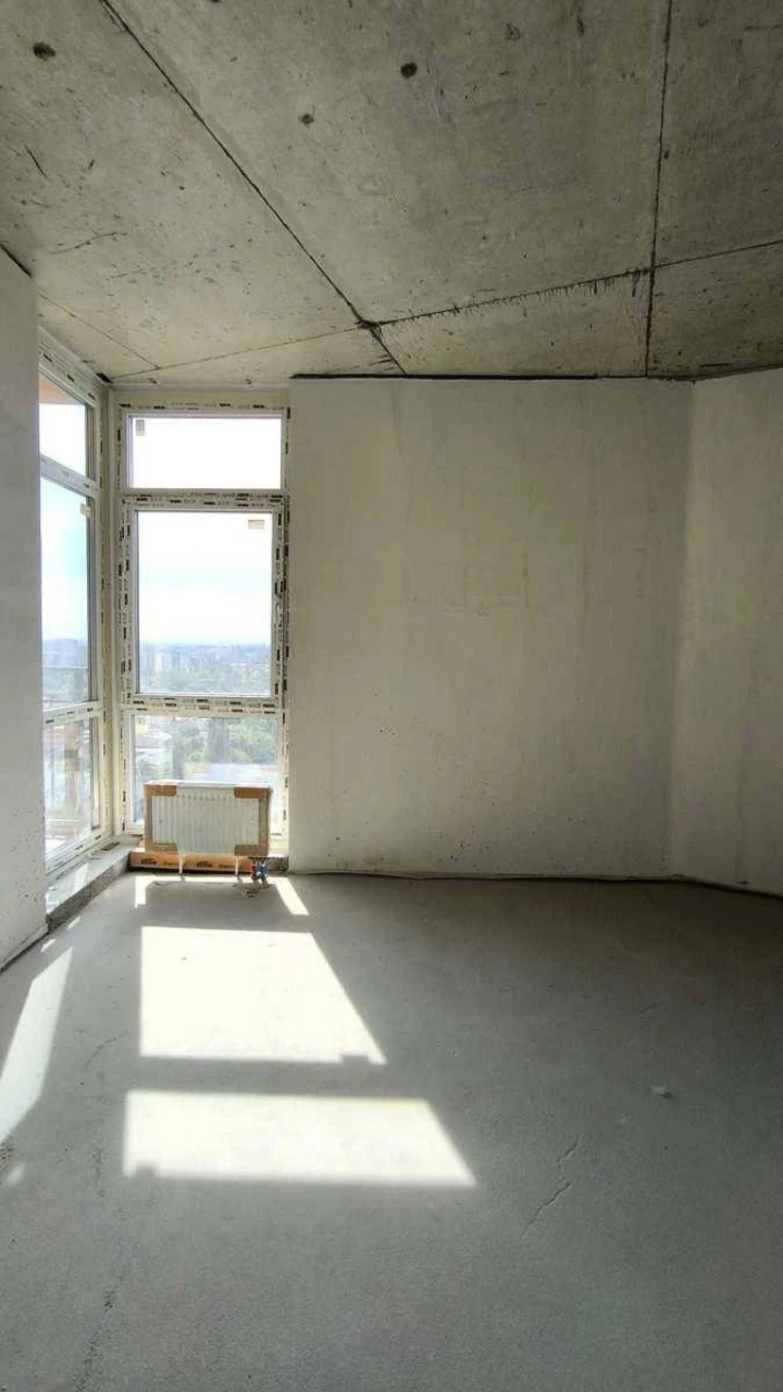 Продаж! Квартира в ЖК KADORR City, Краснова 41 м.кв.