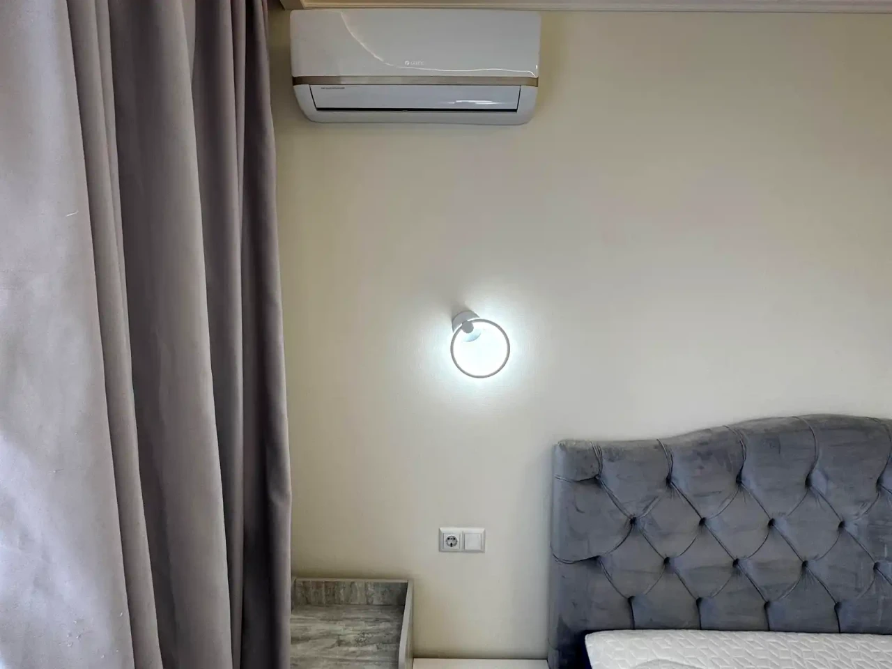 Rent 2-bedroom apartment 70 sq m on the 4th floor