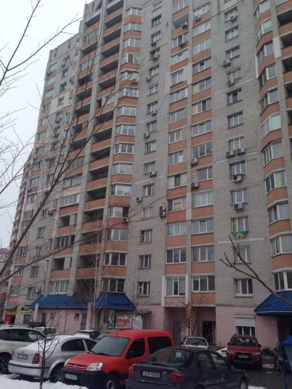 Rent 3-bedroom apartment, 92 m², Urlivska St., 12