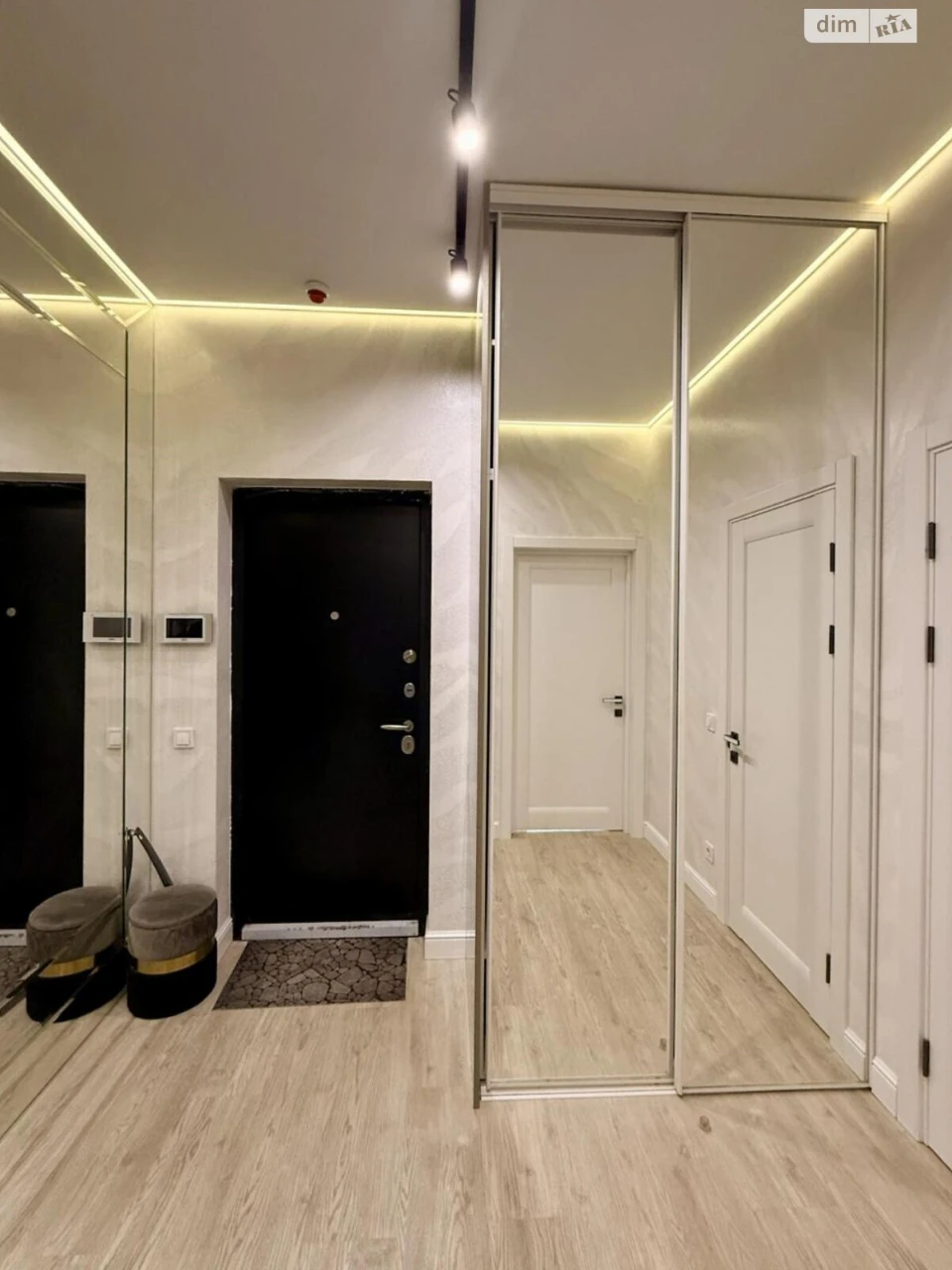 Long-Term Rental Apartment Cherpanova Hora