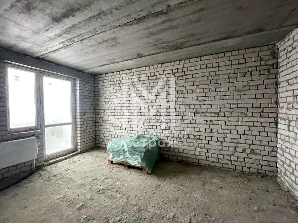 Apartment. Kharkiv, Poltavskiy Shliak, Street