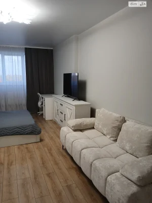 Продається Квартира на Озерній