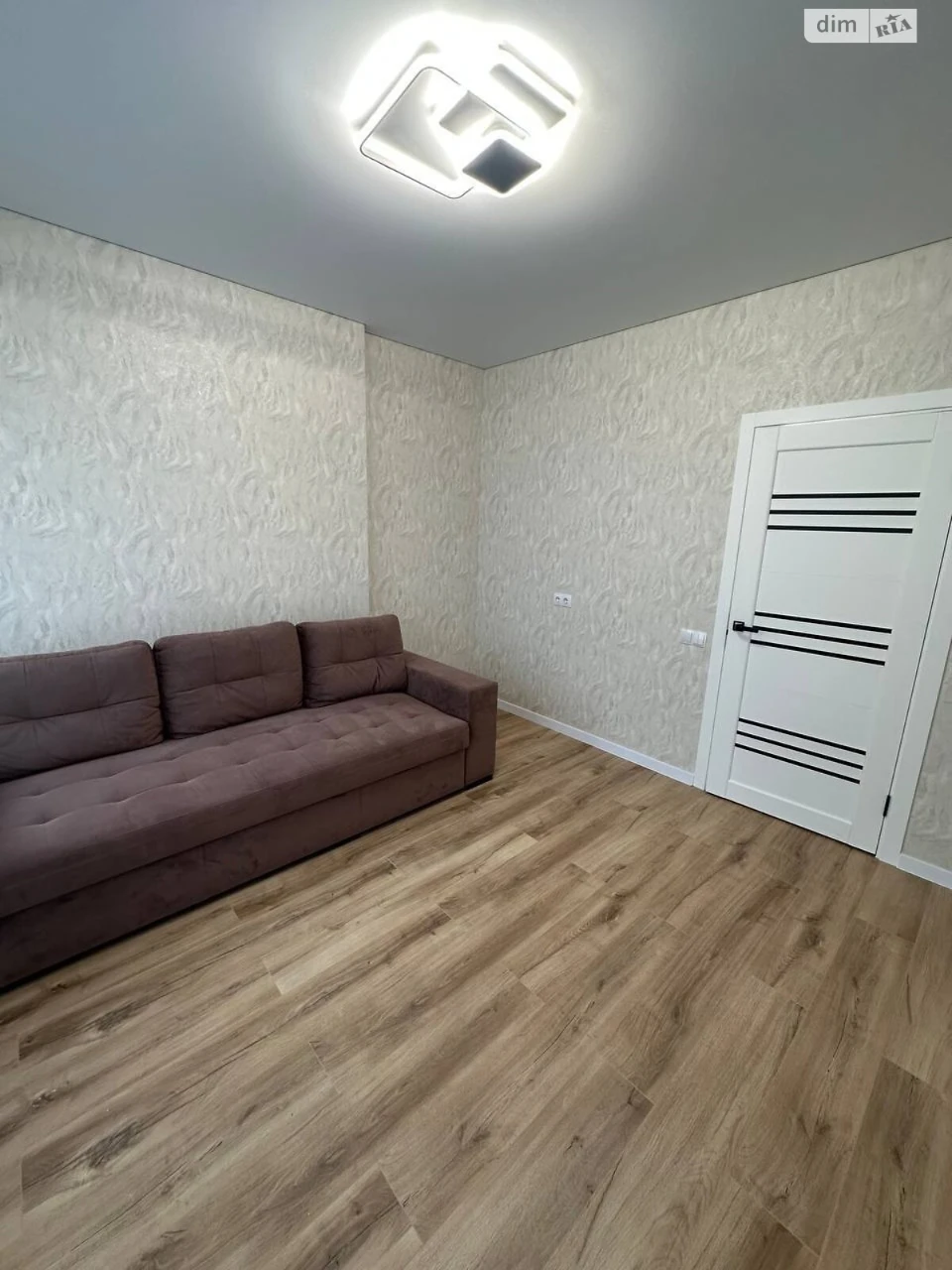 Продаж Квартира Озерна