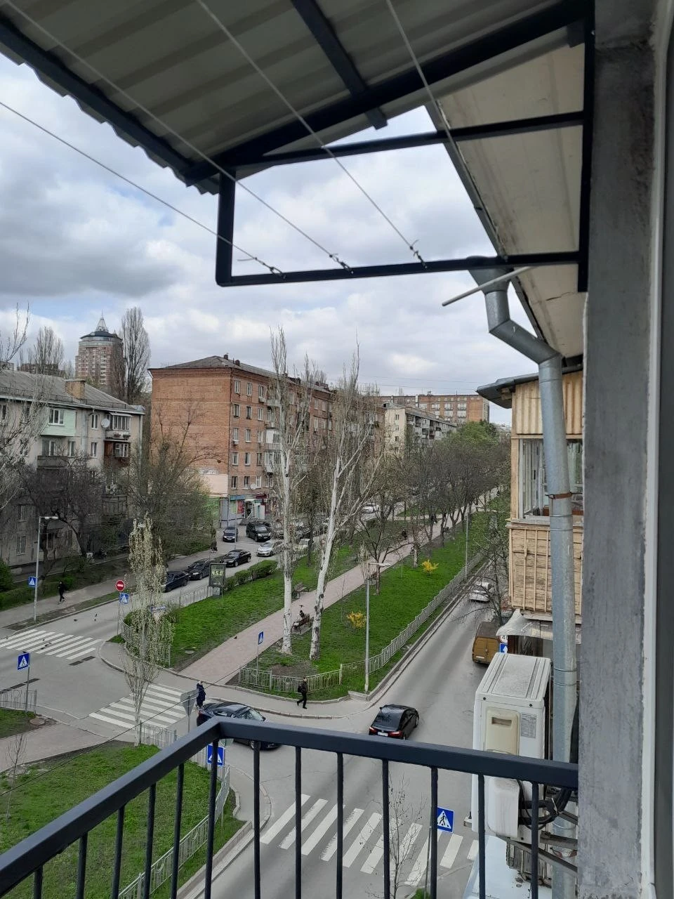 Rent 1-bedroom apartment 29 sq m, Maryia Pryimachchenko Blvd., 4